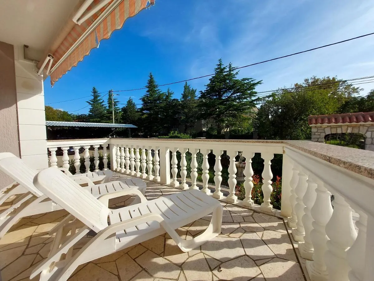 Apartments Nono Jadranovo