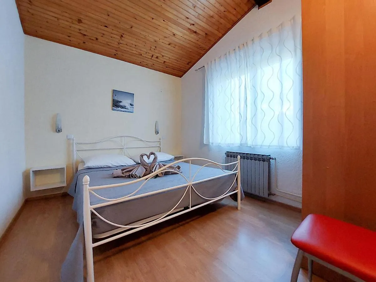 Apartments Nono Jadranovo