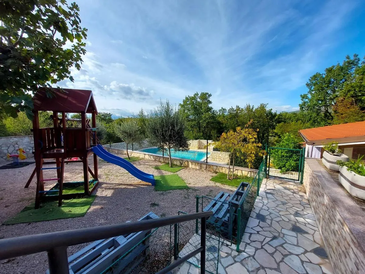 Apartments Nono Jadranovo