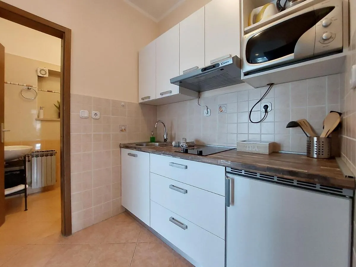 Apartments Nono Jadranovo